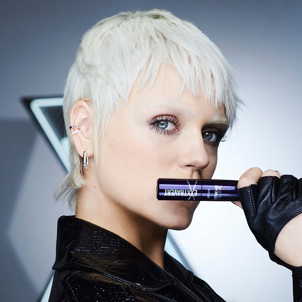 Avon Exxtravert Extreme Volume Mascara